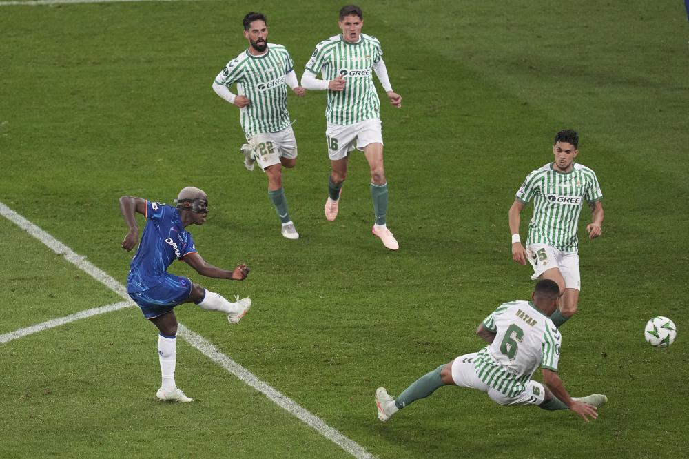 对手的防守直接被拆散