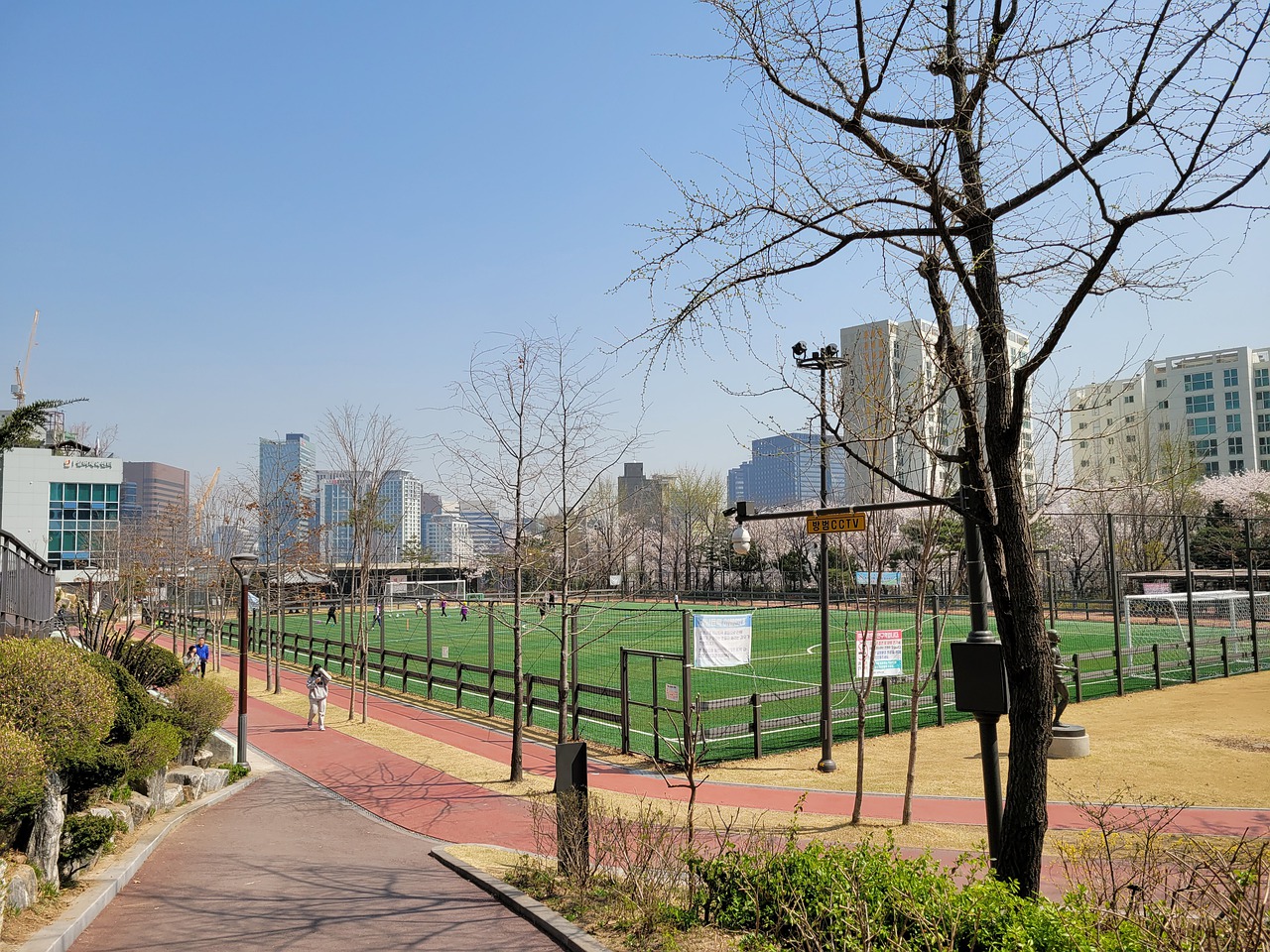 融入了励志 融入了励志